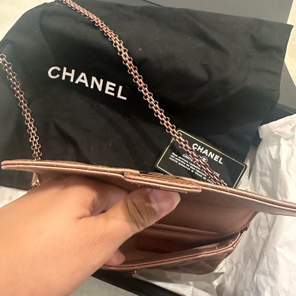 Selling Chanel phone holder with built in wallet and extra pocket for lipstick - Picture 3 of 8